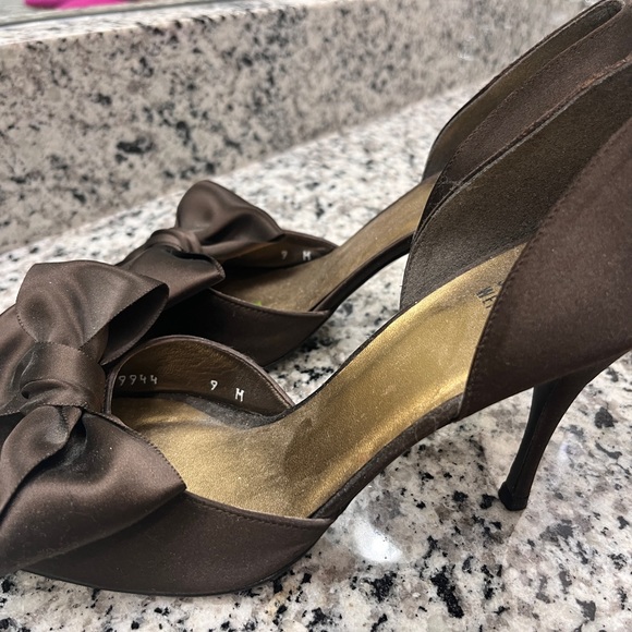 STUART WEITZMAN Heels - Picture 4 of 5